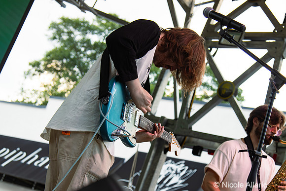 Wim Tapley & The Cannons (by Nicole Allario)