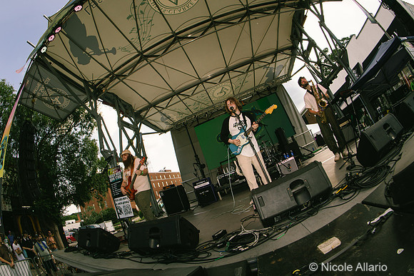 Wim Tapley & The Cannons (by Nicole Allario)