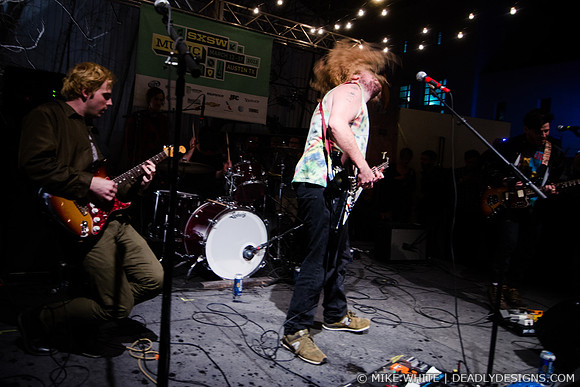 Wavves