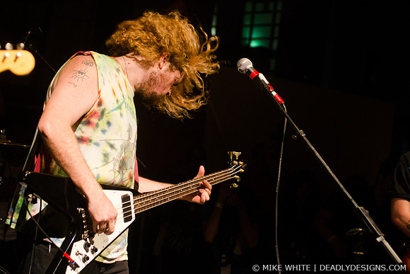 Wavves