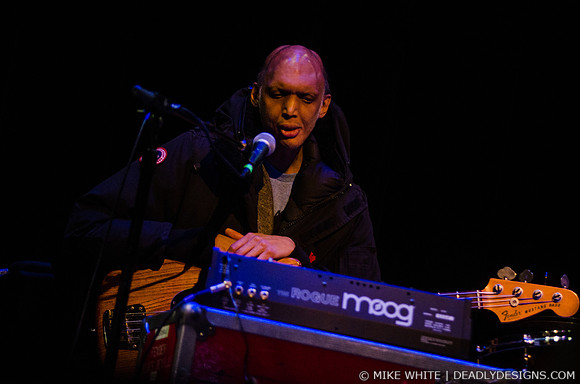 Marc Ribot's Ceramic Dog