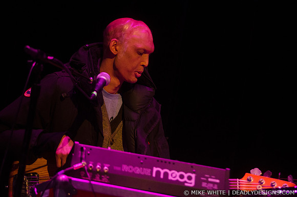 Marc Ribot's Ceramic Dog