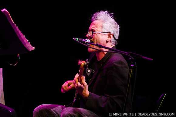 Marc Ribot's Ceramic Dog