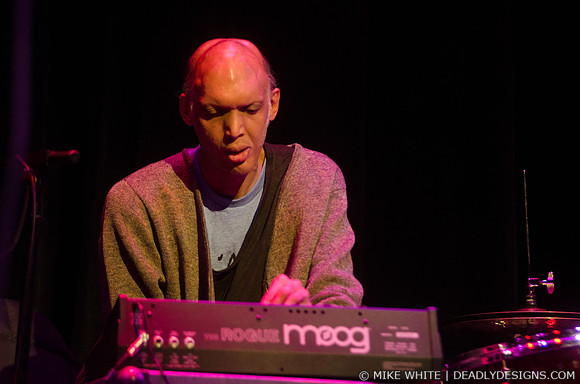 Marc Ribot's Ceramic Dog