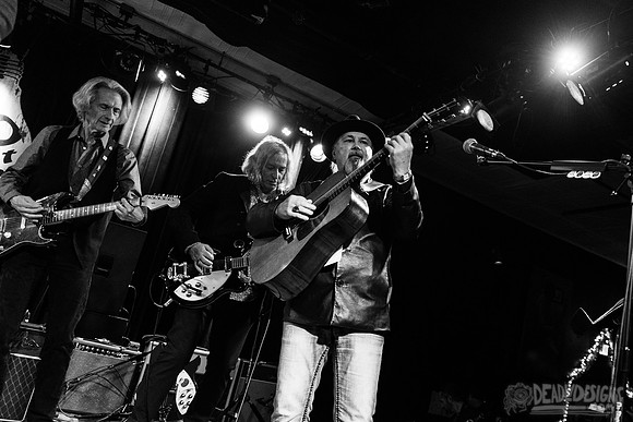 John Driskell Hopkins, Peter Buck, and Lenny Kaye