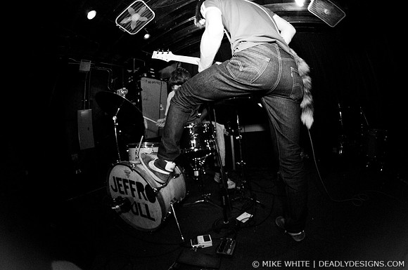 JEFF the Brotherhood
