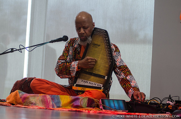 Laraaji
