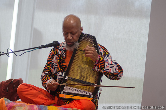 Laraaji