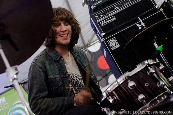 JEFF the Brotherhood