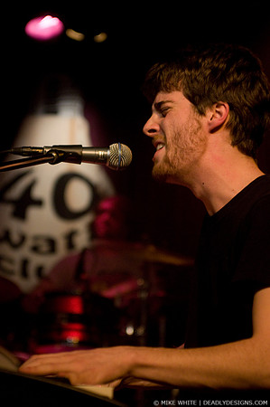 Jukebox the Ghost