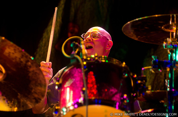 Dinosaur Jr.