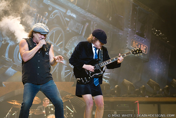 AC/DC