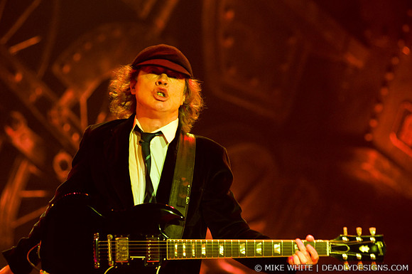 AC/DC