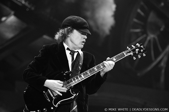 AC/DC