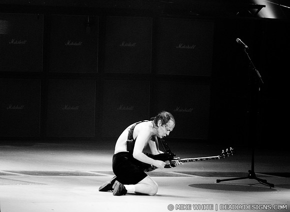 AC/DC