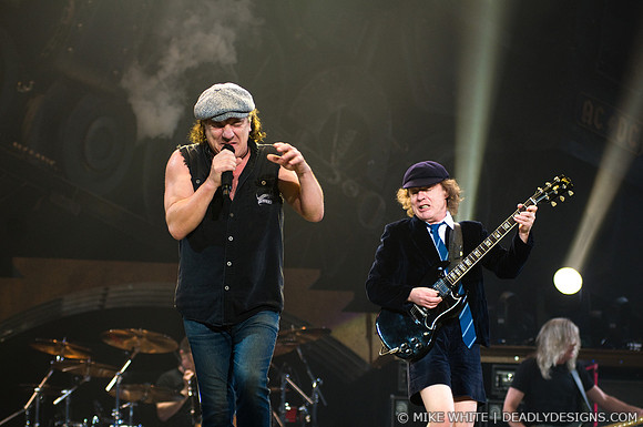 AC/DC