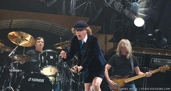 AC/DC