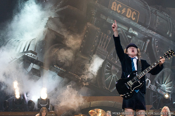 AC/DC
