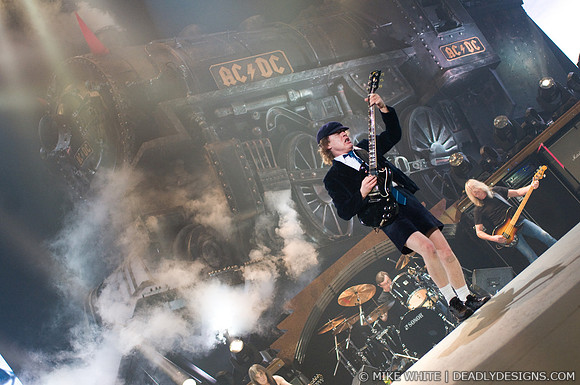 AC/DC