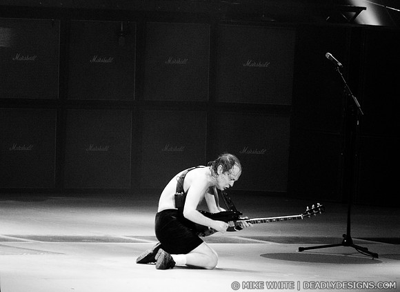 AC/DC