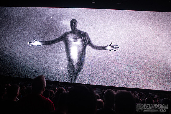 U2