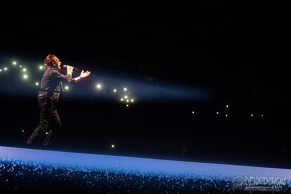 U2