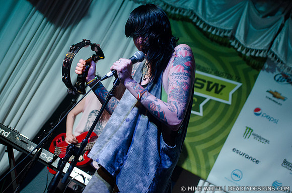 The Coathangers