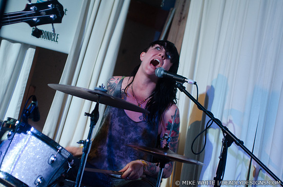 The Coathangers