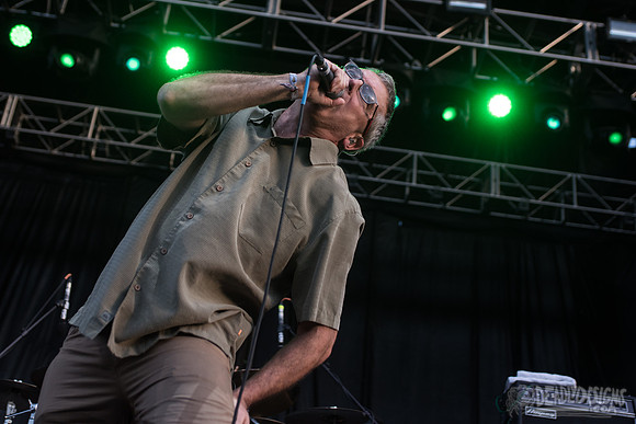 Descendents