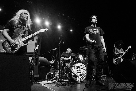 Dinosaur Jr.