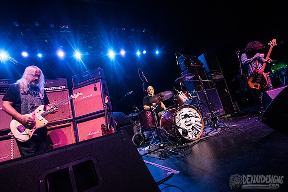 Dinosaur Jr.