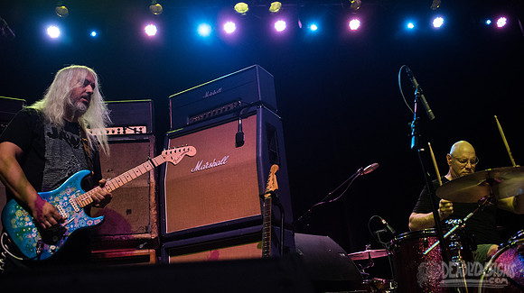 Dinosaur Jr.