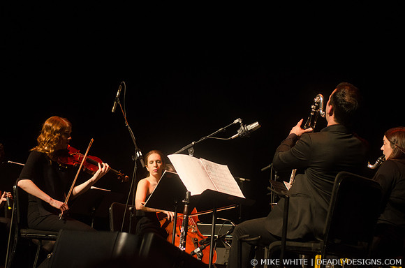 Ensemble Signal Performs Music for 18 Muscians