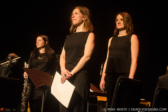 Ensemble Signal Performs Music for 18 Muscians