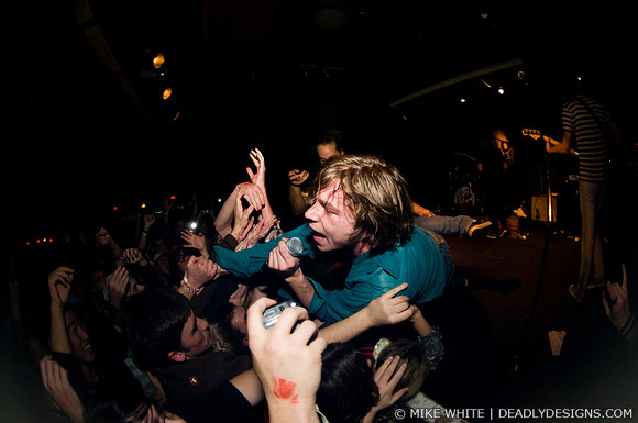 Cage the Elephant