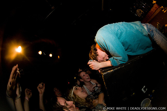 Cage the Elephant