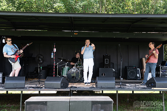 Dooley & Baldwin Band (outside)