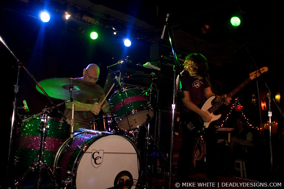 Dinosaur Jr.