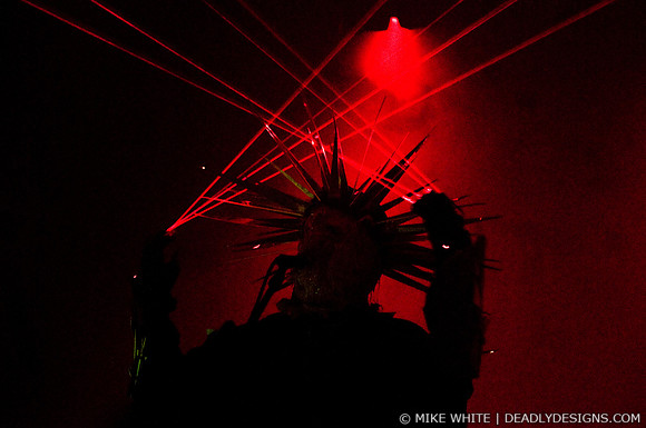 Sunn O)))