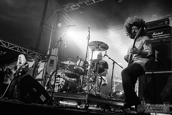 Dinosaur Jr.