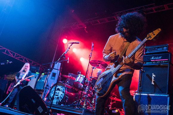 Dinosaur Jr.