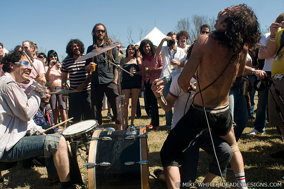 Monotonix
