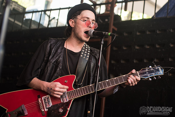 Black Lips