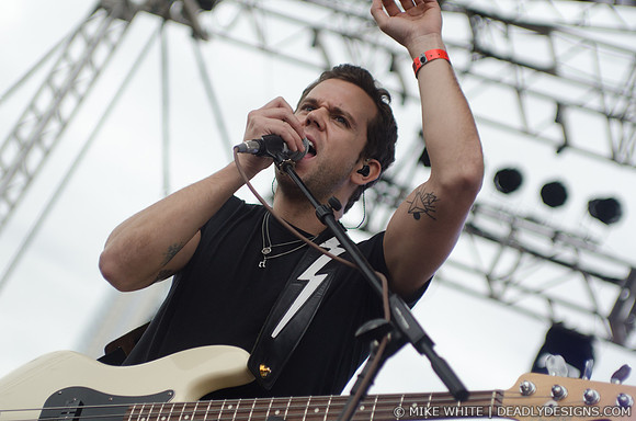 M83