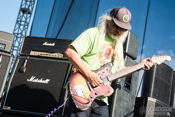 Dinosaur Jr.