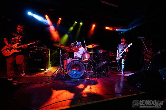 Narrow Head