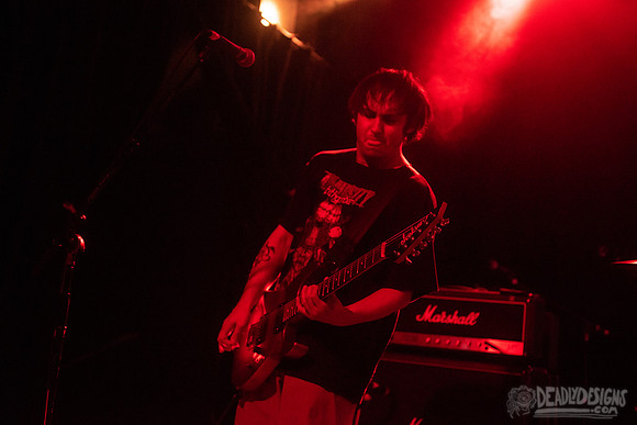 Narrow Head