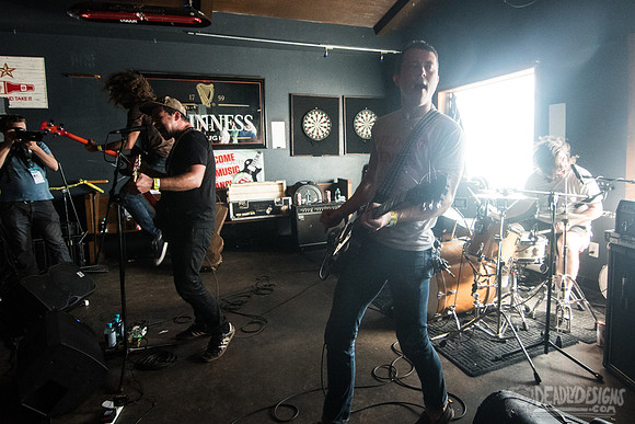 Lee Bains III & The Glory Fires