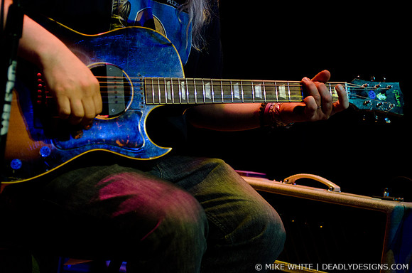 J Mascis