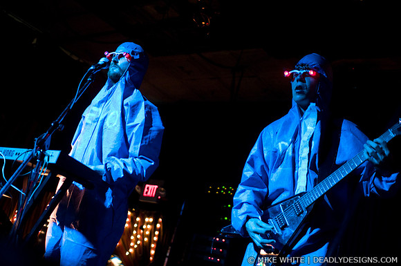 Memory Gospel Dancers (as DEVO)
